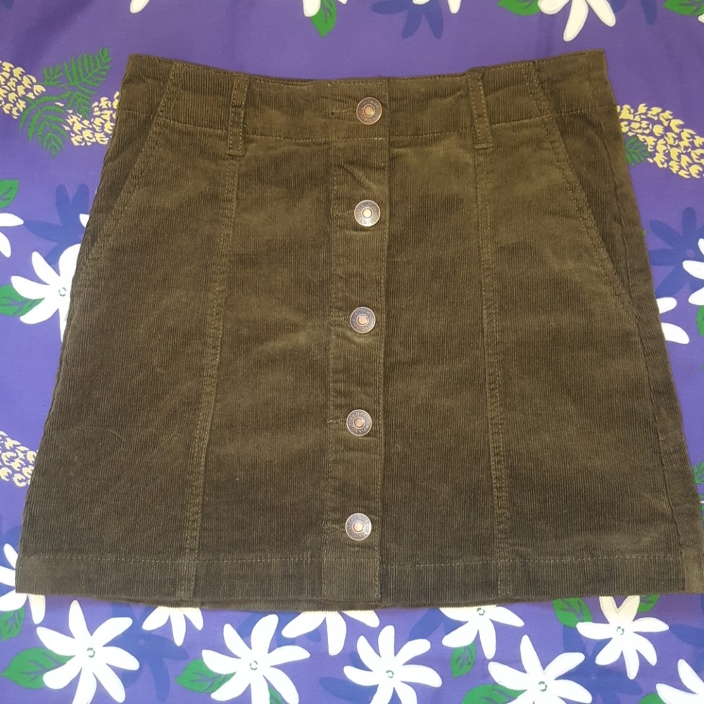 Green skirt